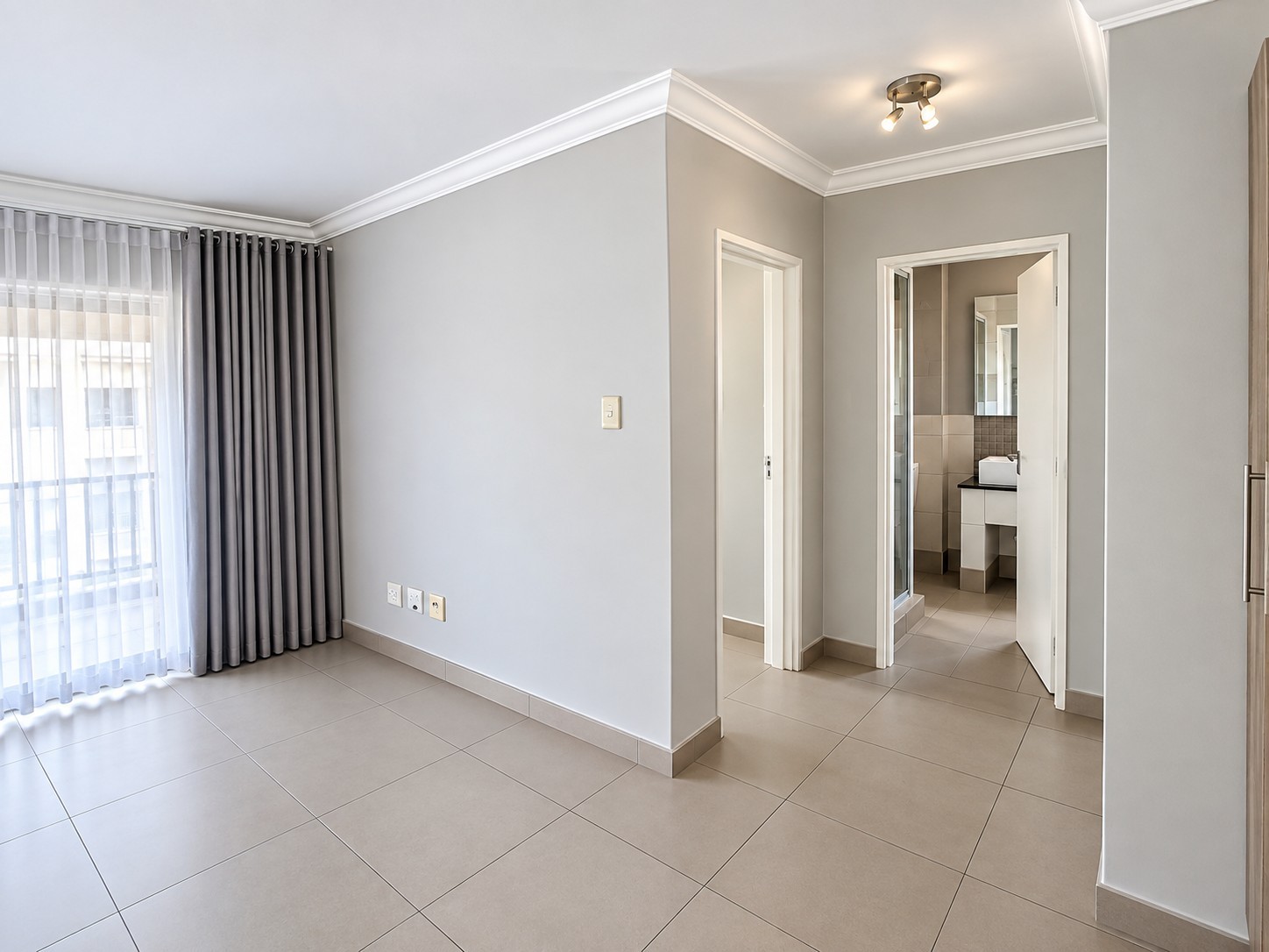 Apartment for sale in Chartwell, Randburg, 75 m²