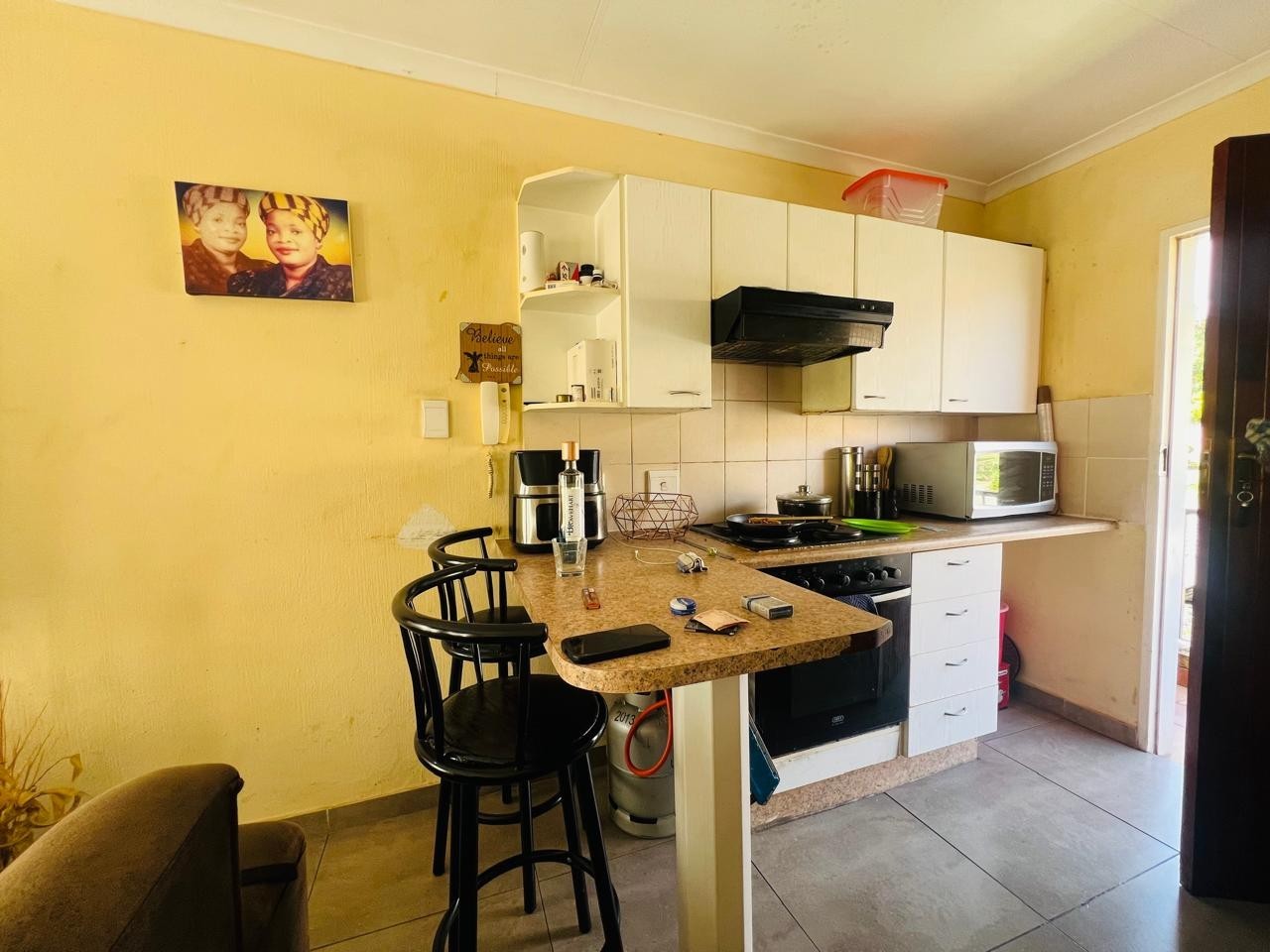 Apartment for sale in Honeydew Grove, Roodepoort, 60 m²