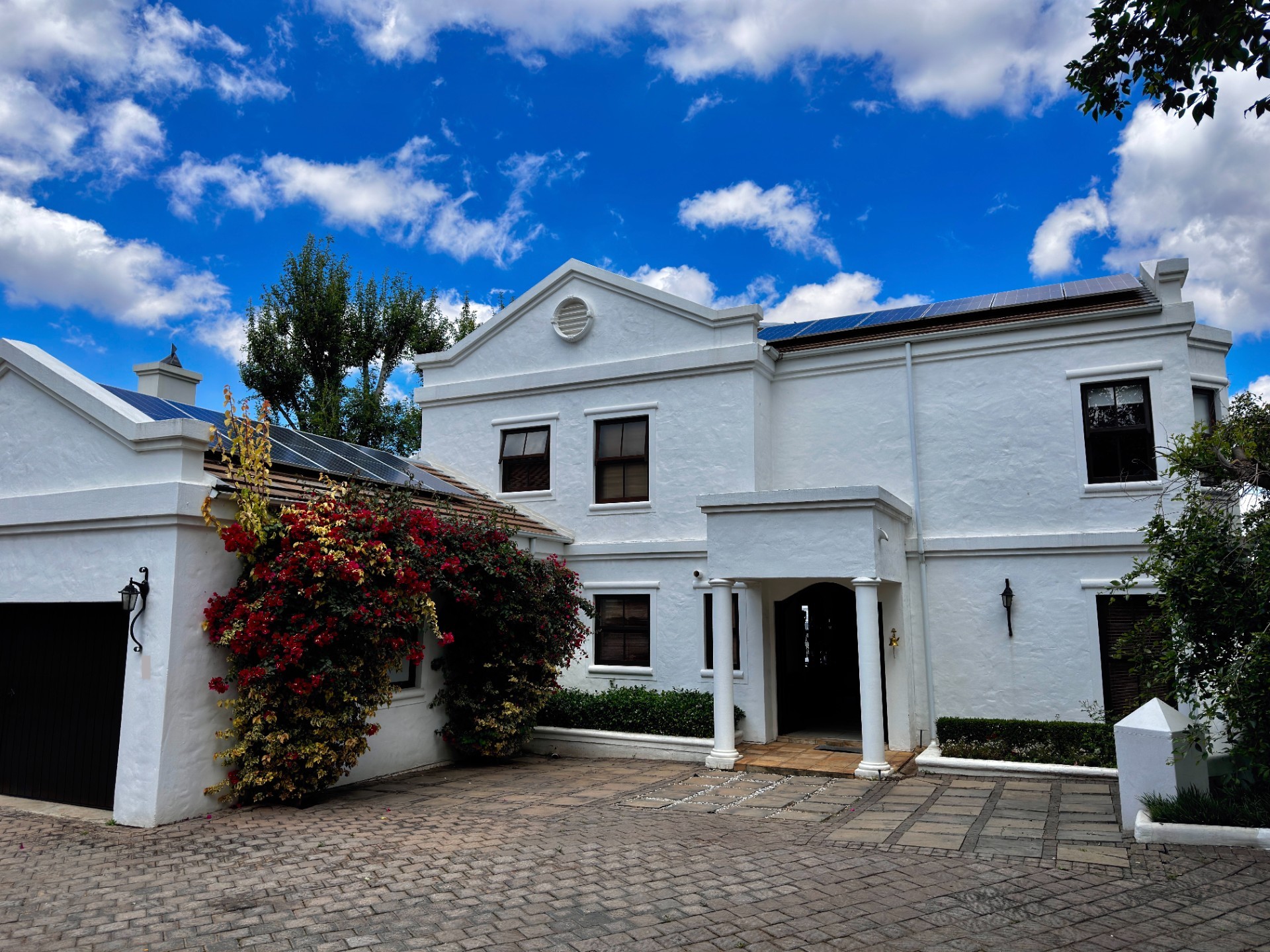 House for sale in Waterkloof Ridge, Pretoria, 492 m²