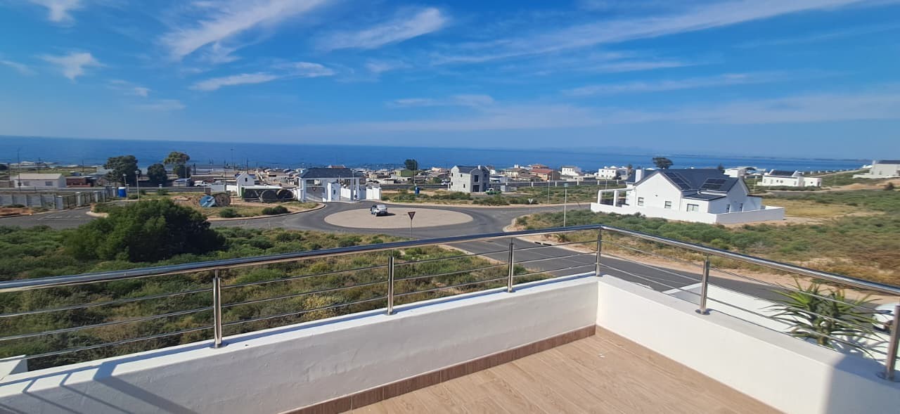 House for sale in St Helena Views, St Helena Bay, 165 m²