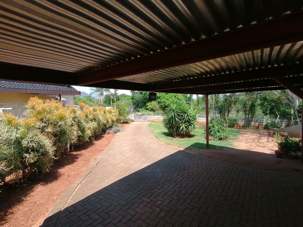 House for sale in Barberton, 195 m²