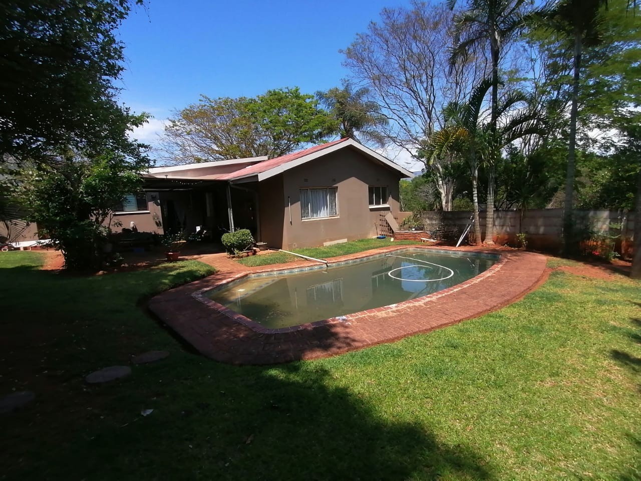 House for sale in Barberton, 195 m²