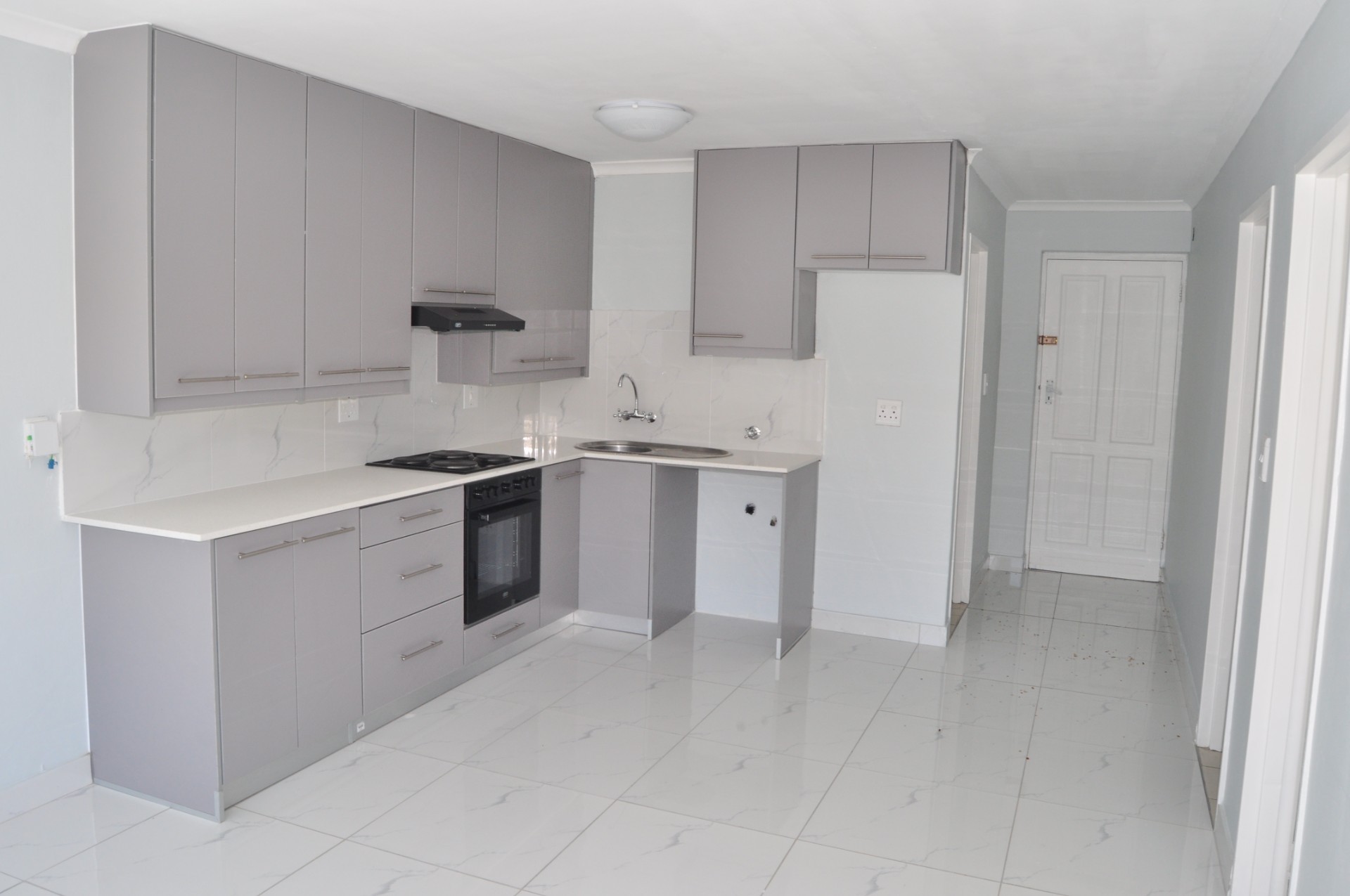 Apartment for rent in Pinelands, Cape Town, 76 m²