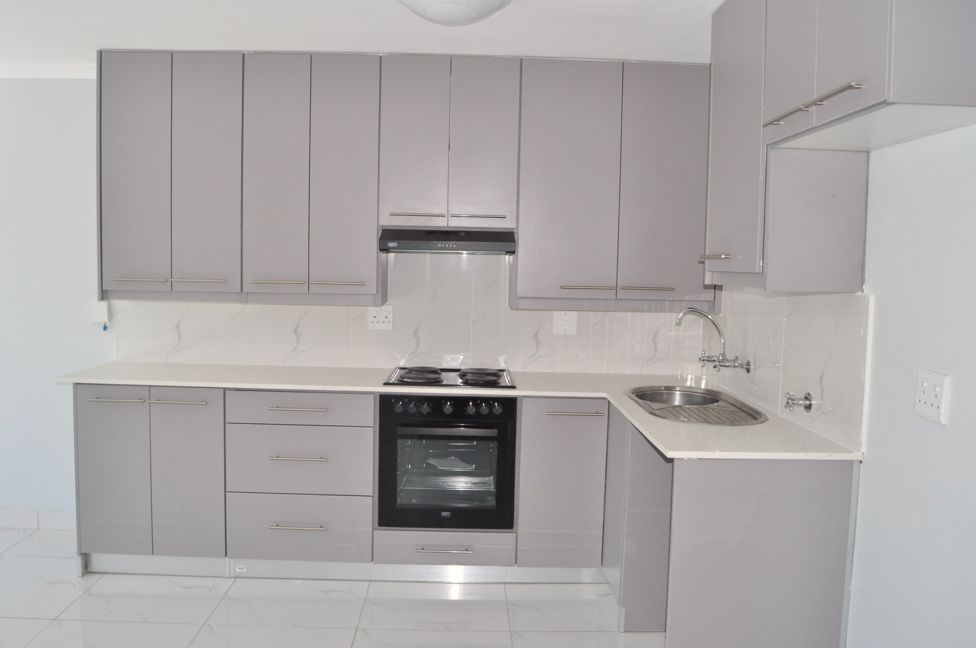Apartment for rent in Pinelands, Cape Town, 76 m²