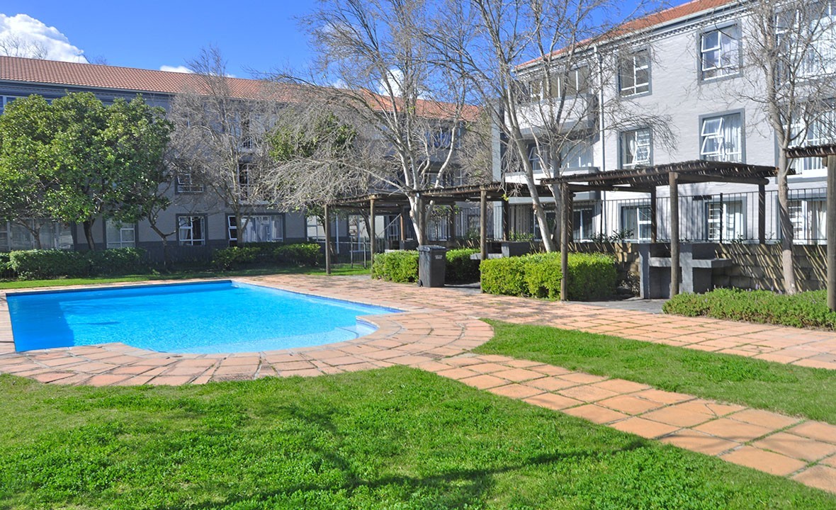 Apartment for rent in Pinelands, Cape Town, 76 m²