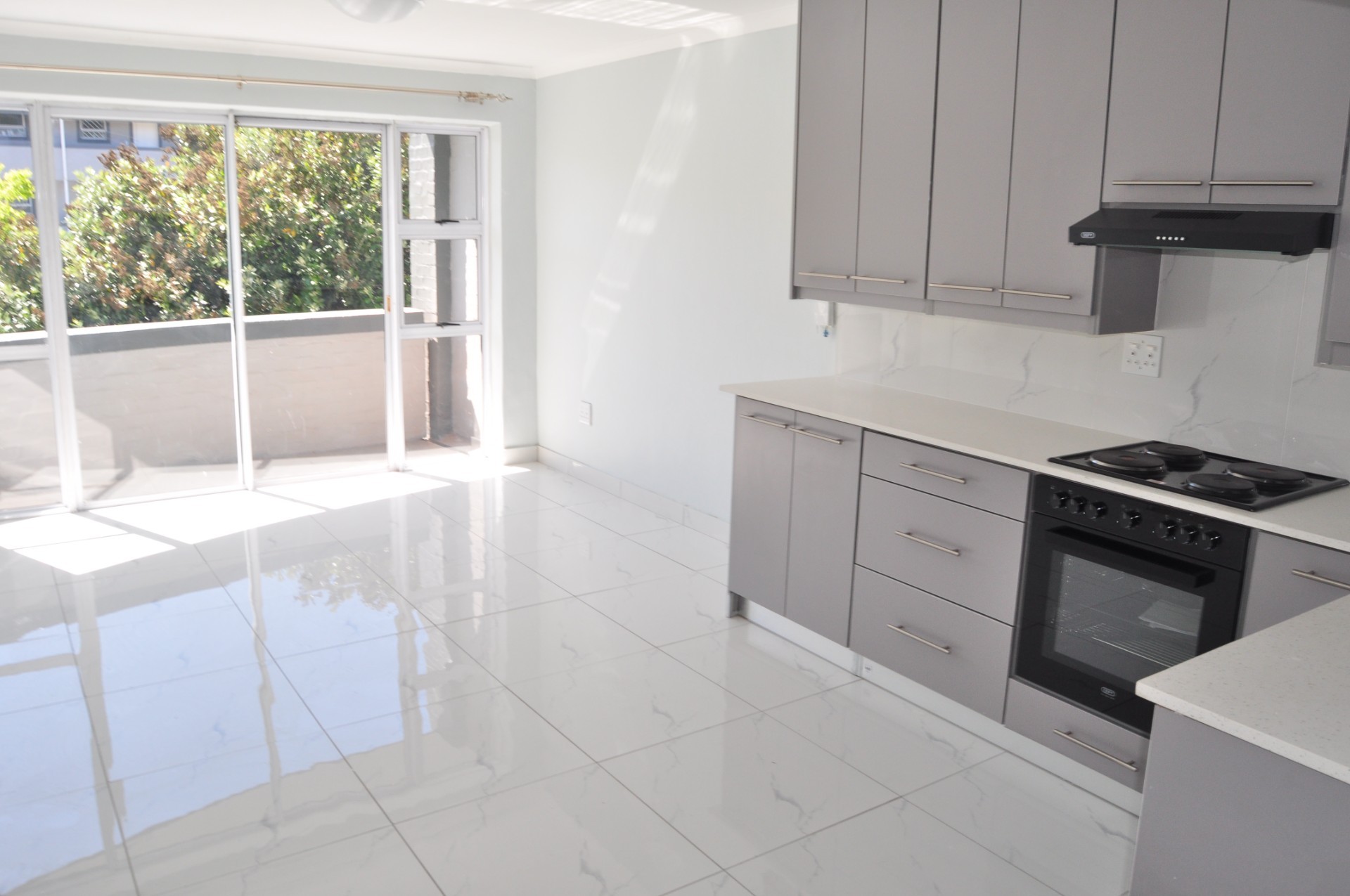Apartment for rent in Pinelands, Cape Town, 76 m²