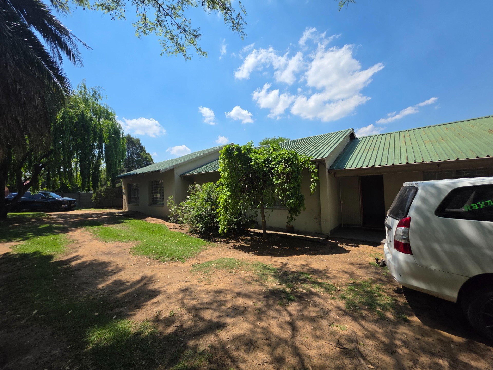House for sale in Witbank Ext 16, Witbank, 279 m²