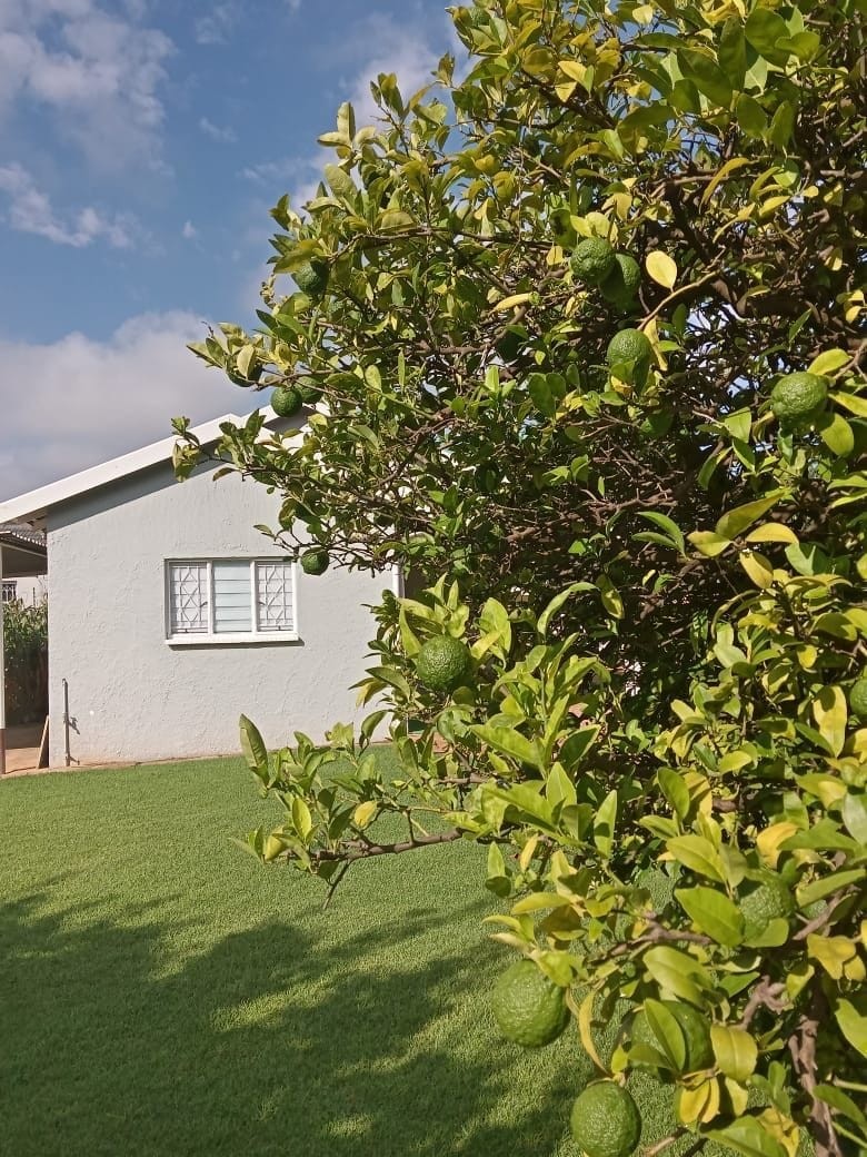 Apartment for rent in Fairland, Randburg