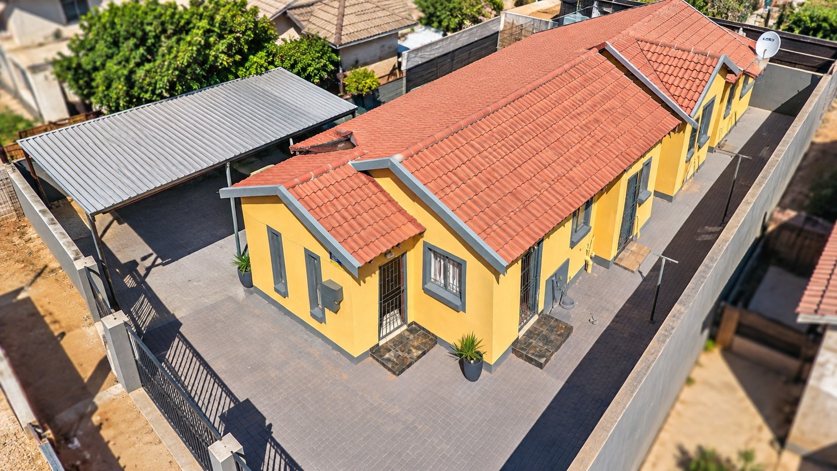 House for sale in Dawn Park, Boksburg, 361 m²