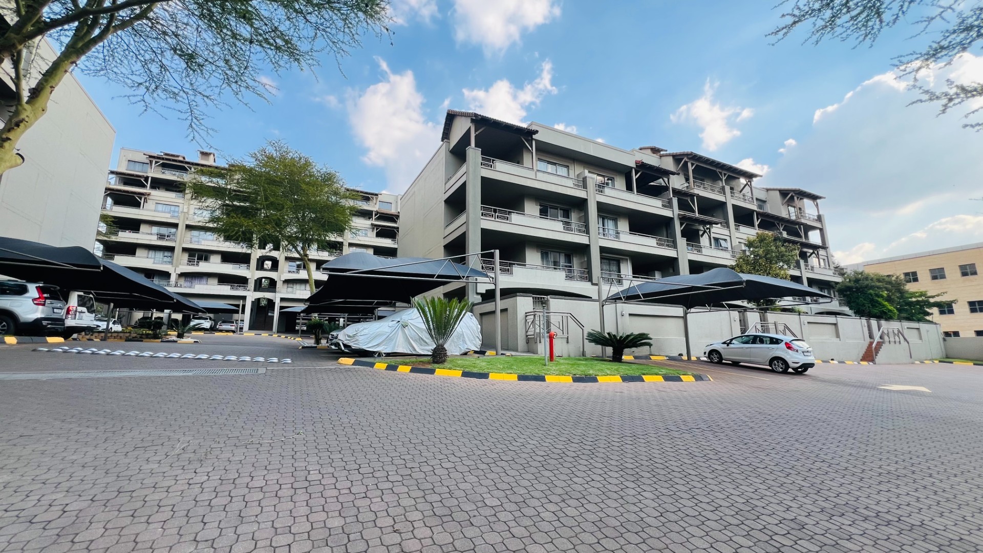 Apartment for sale in Sandton Central, Sandton, 134 m²