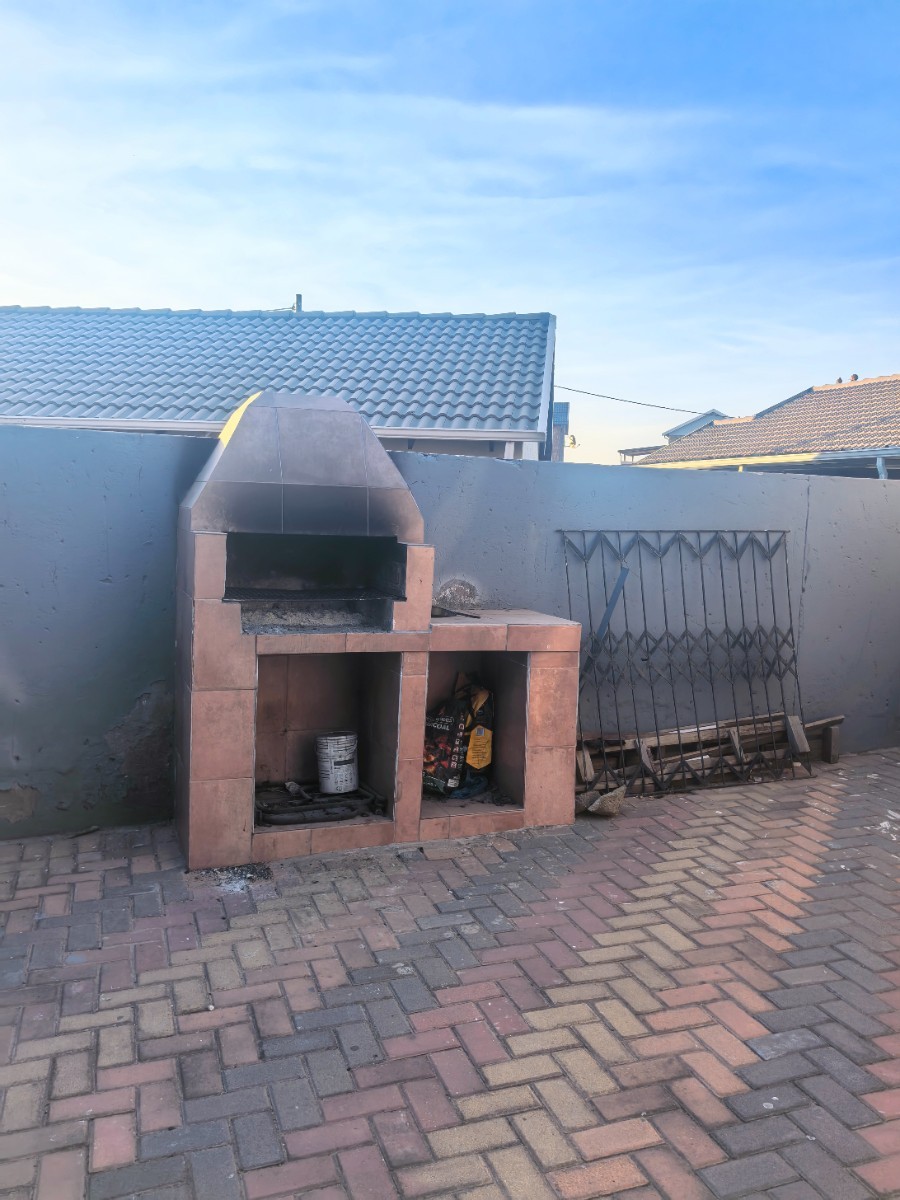 House for sale in Nazareth, Middelburg