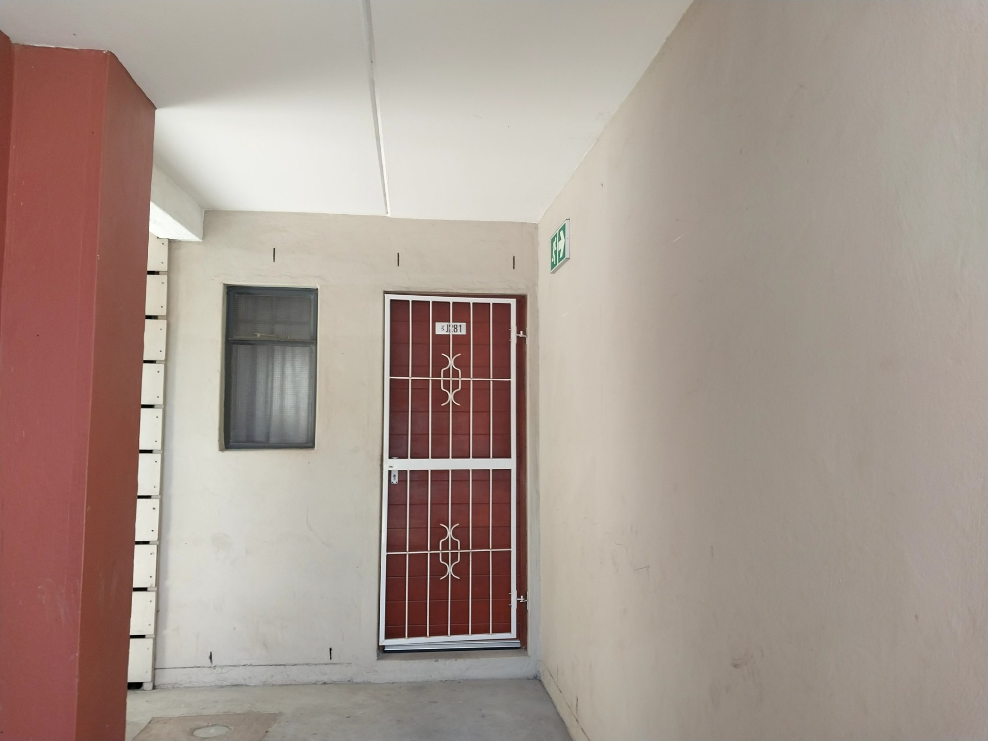 Apartment for sale in Scottsdene, Kraaifontein, 281 J (1st floor), Sunset Village West, 1 Chimes Street, Scottsdene, Kraaifontein, Western Cape, 39 m²