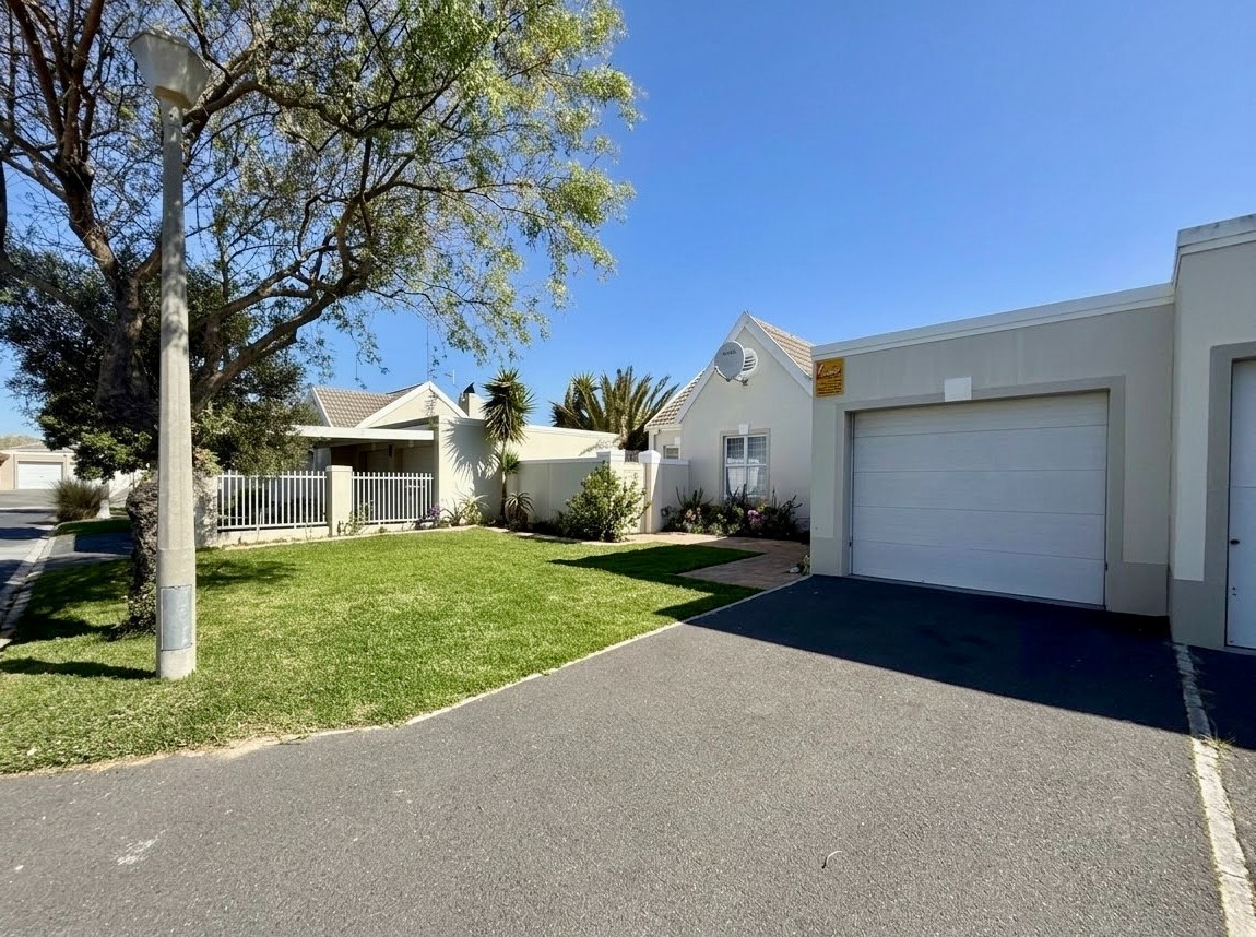 House for sale in Sunningdale, Blouberg, 85 m²