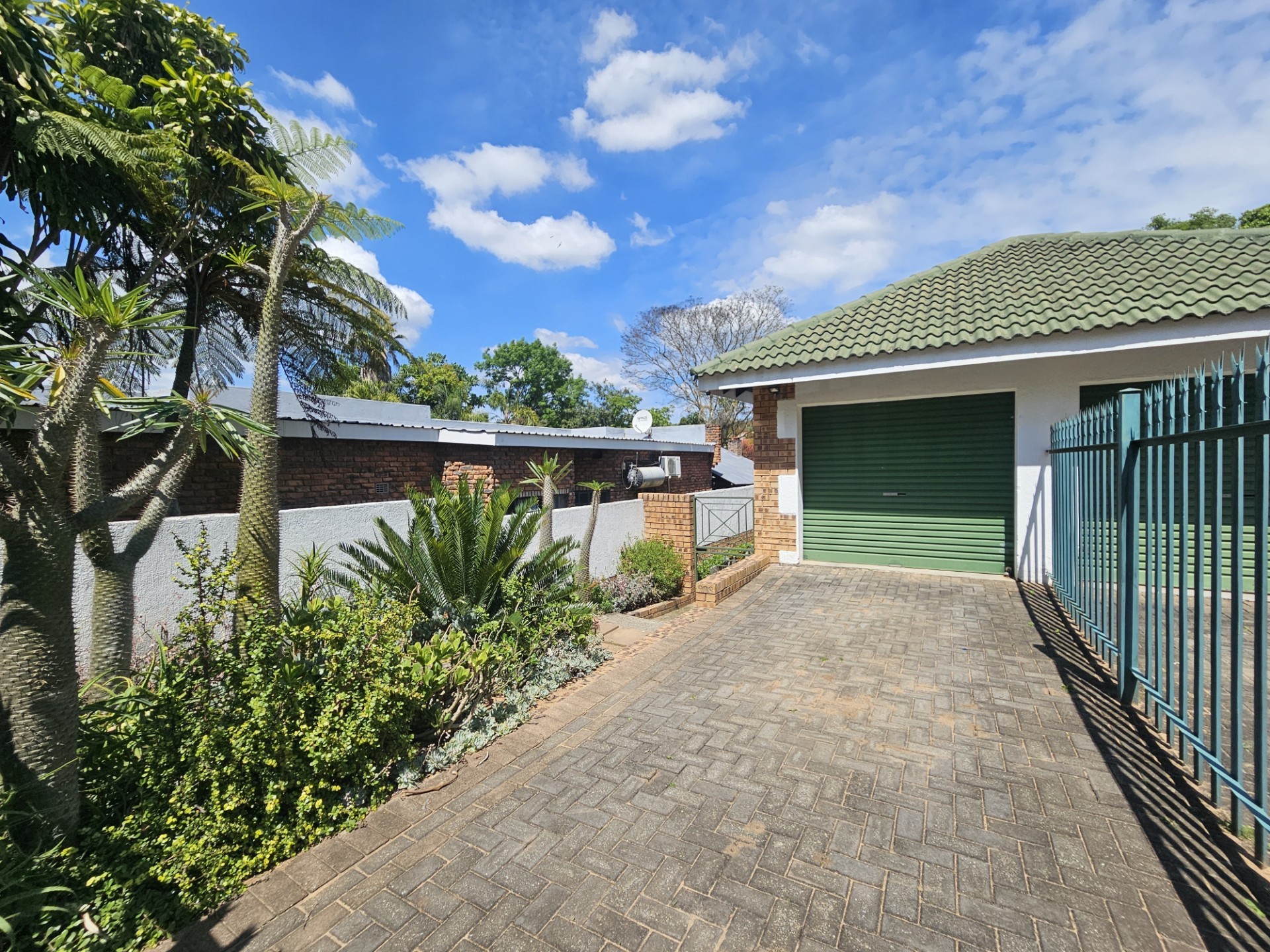 Townhouse for sale in Steiltes, Nelspruit, 135 m²