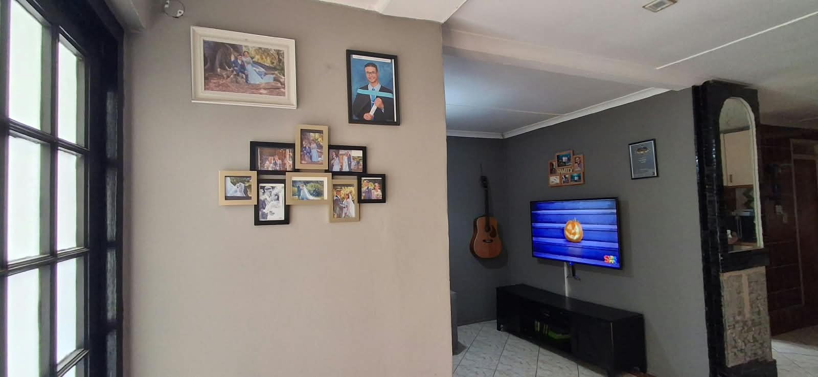 House for sale in Rocklands, Mitchells Plain, 160 m²