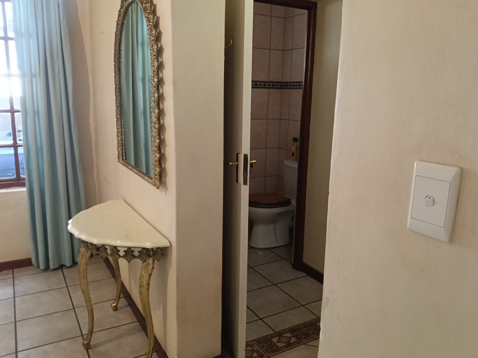 Townhouse for rent in Florida Park, Roodepoort, 178 m²