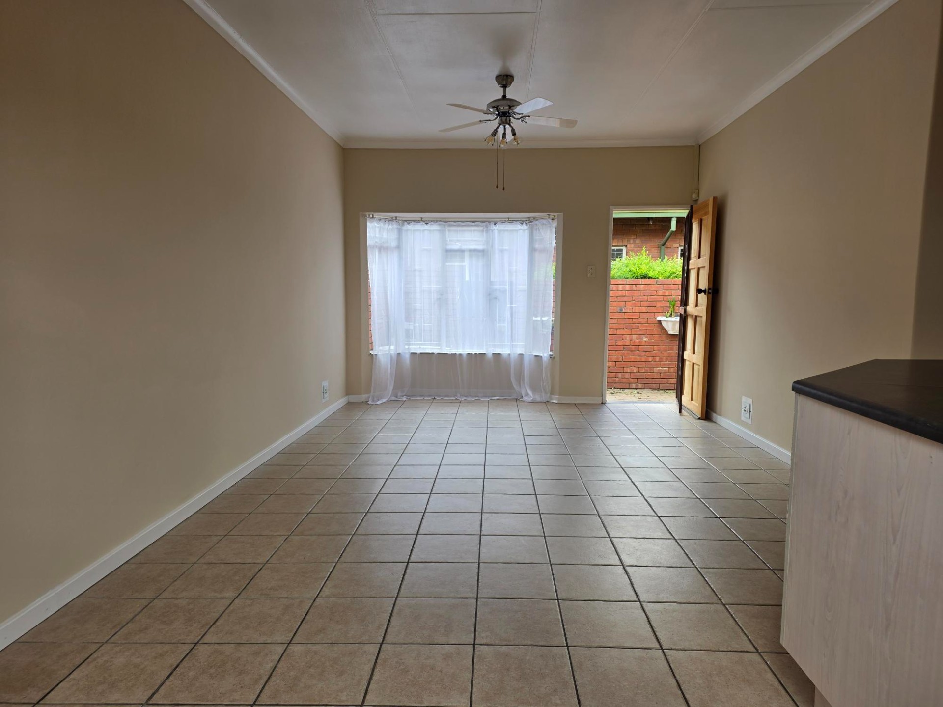 Townhouse for sale in Edleen, Kempton Park, 70 m²