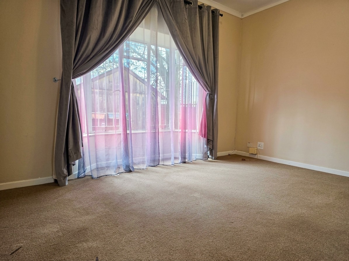 Townhouse for sale in Edleen, Kempton Park, 70 m²