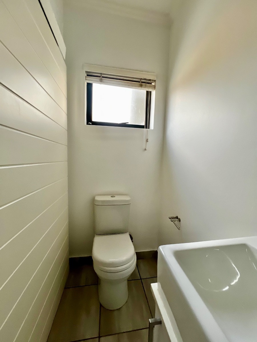 Apartment for rent in Edenburg, Sandton, 87 m²