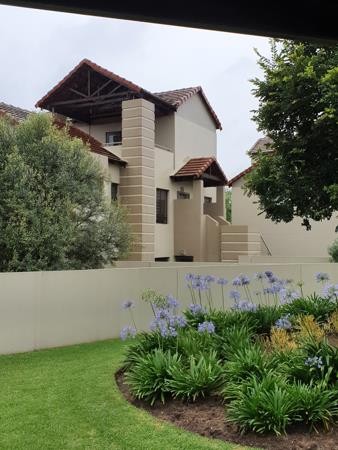 Townhouse for rent in Fourways, Sandton, Aquila, 34 Granite Road, Fourways, Sandton, Gauteng, 140 m²