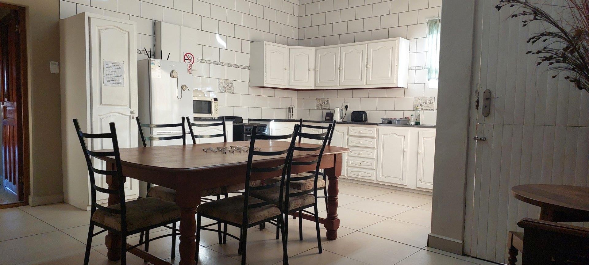 House for sale in Cannon Hill, Uitenhage, 3000 m²