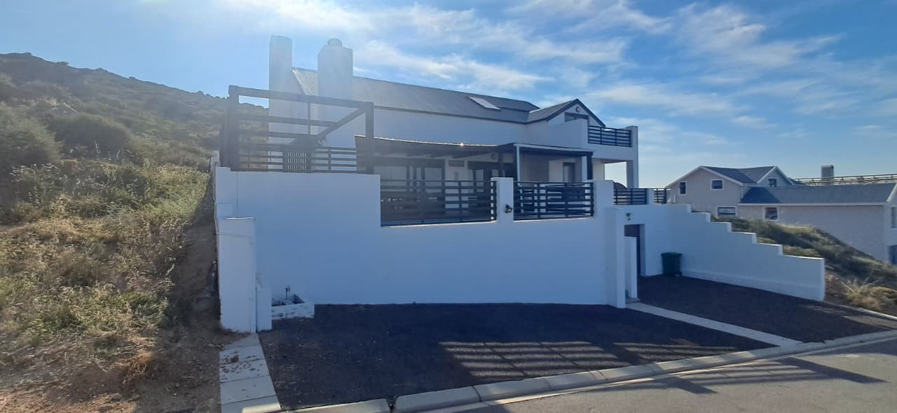 House for sale in St Helena Views, St Helena Bay, 250 m²