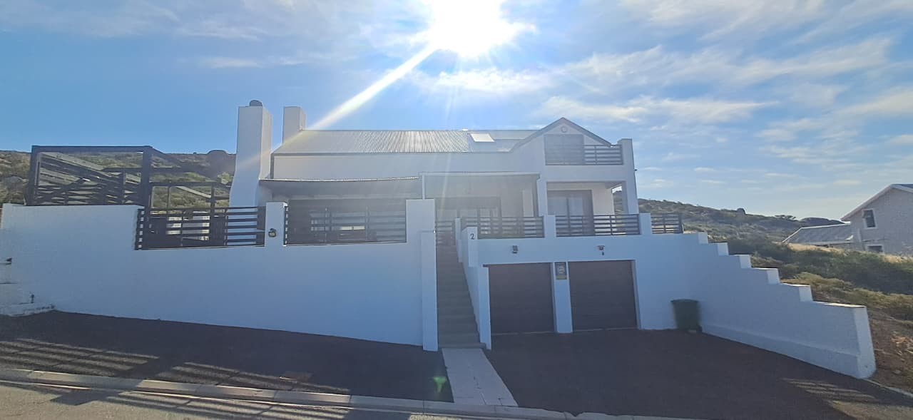 House for sale in St Helena Views, St Helena Bay, 250 m²