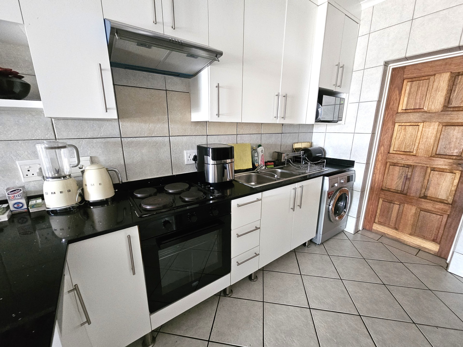 Apartment for sale in Stonehenge Ext 1, Stonehenge, Nelspruit, 140 m²