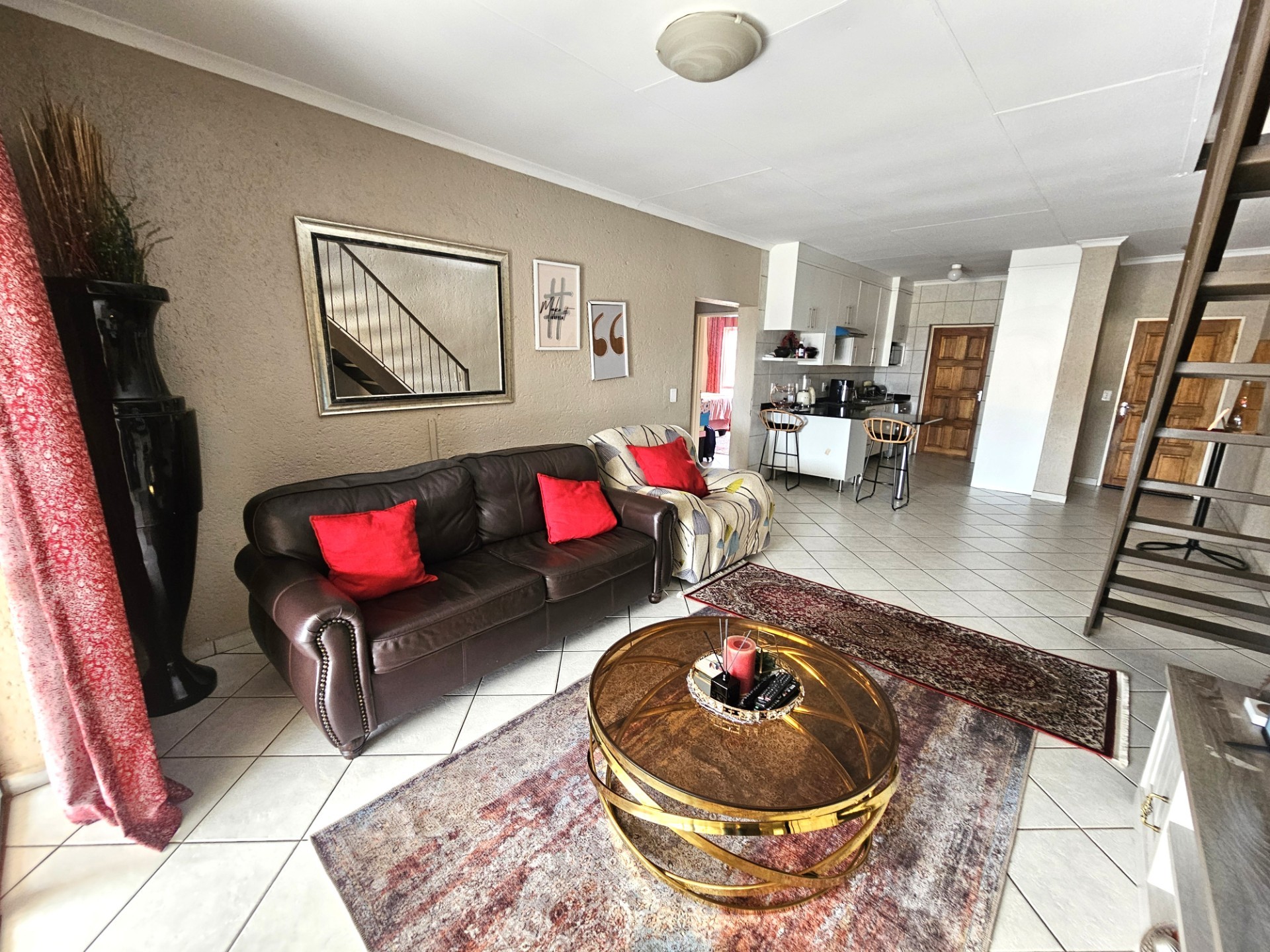 Apartment for sale in Stonehenge Ext 1, Stonehenge, Nelspruit, 140 m²