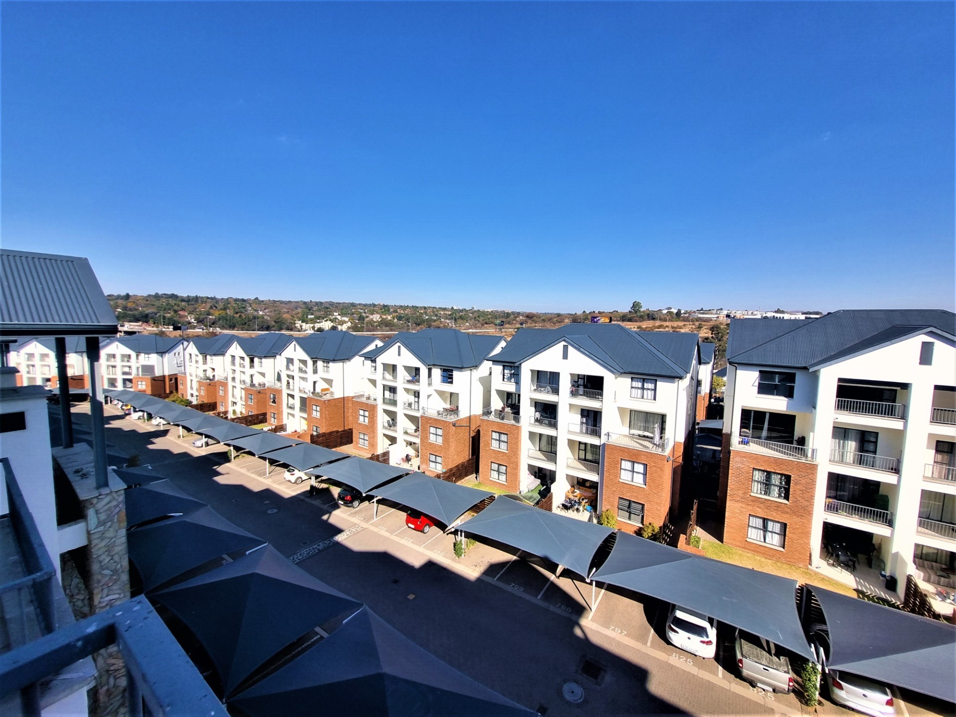 Apartment for rent in Olivedale, Randburg, 45 m²