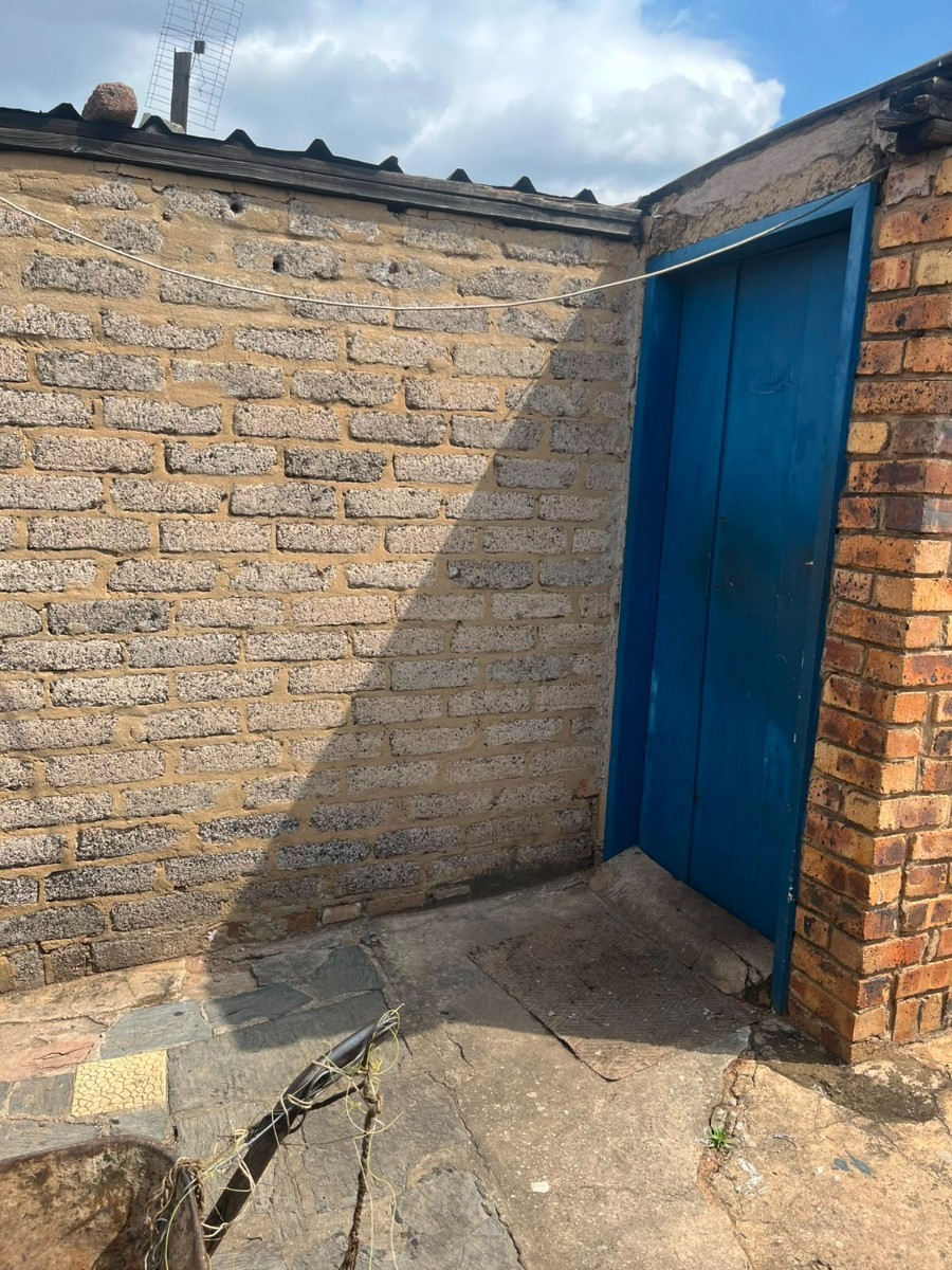 House for sale in Mountain View, Mhluzi, Middelburg, 70 m²