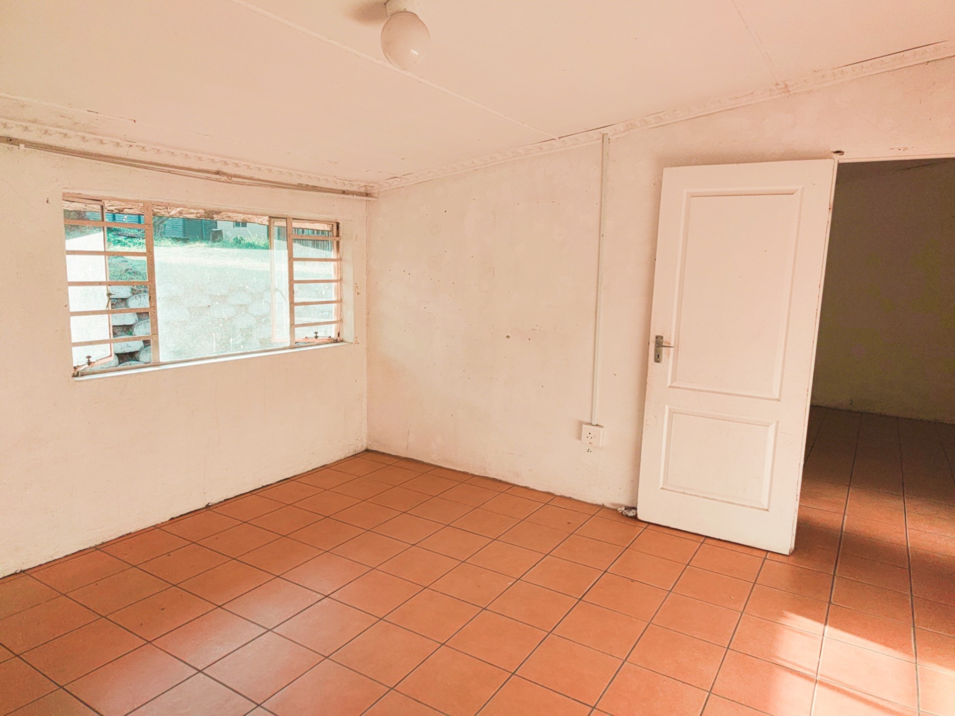 Apartment for rent in Ashley, Pinetown, KwaZulu Natal, 3061 m²