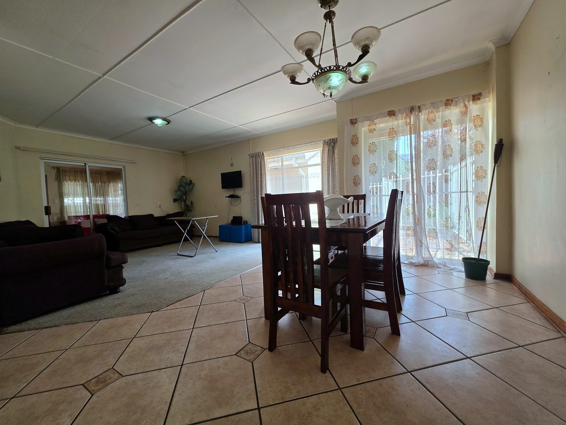 House for sale in Brandwag, Bloemfontein, 1119 m²