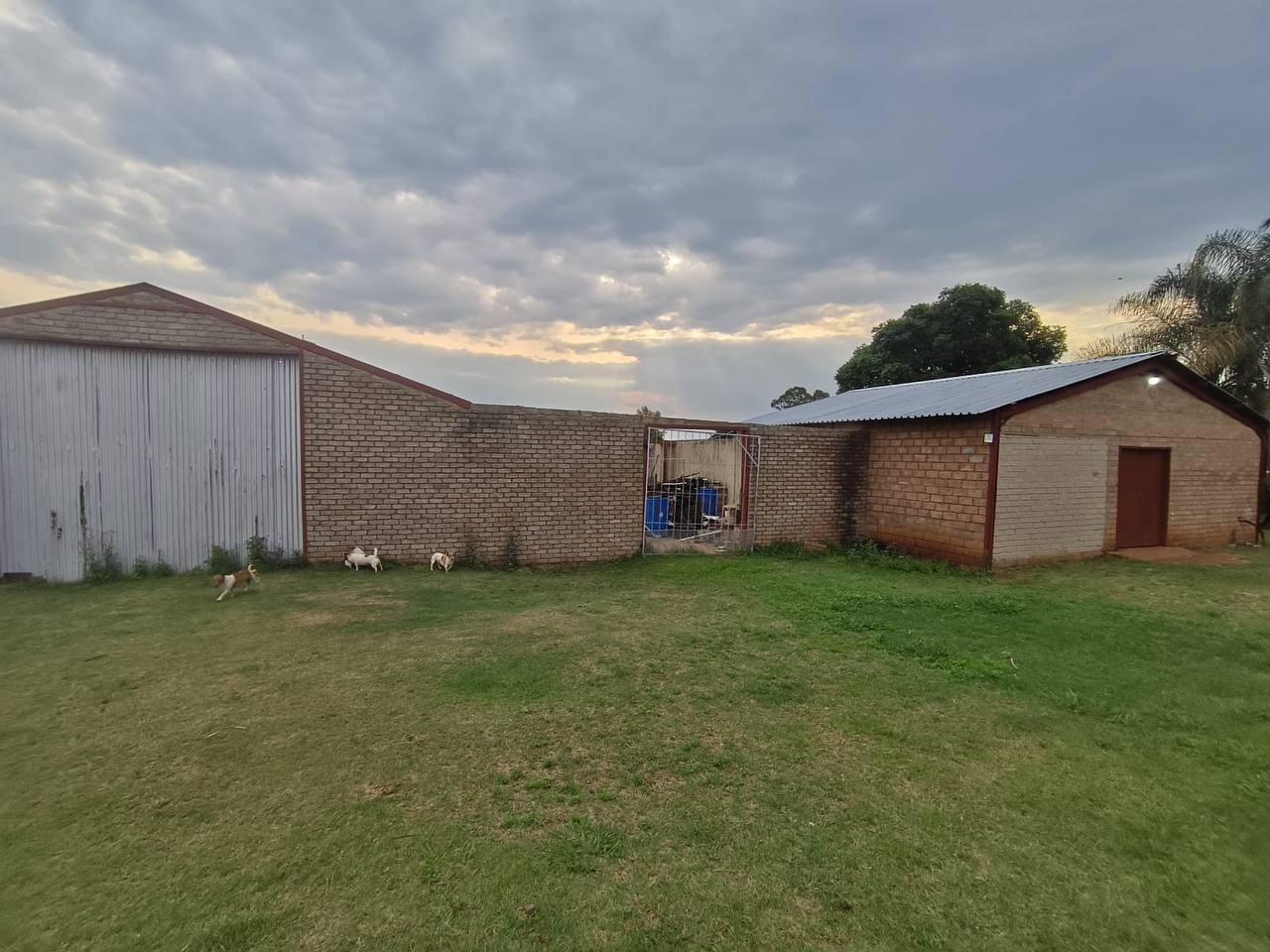 Farm for sale in Brits, North West, 127000 m²
