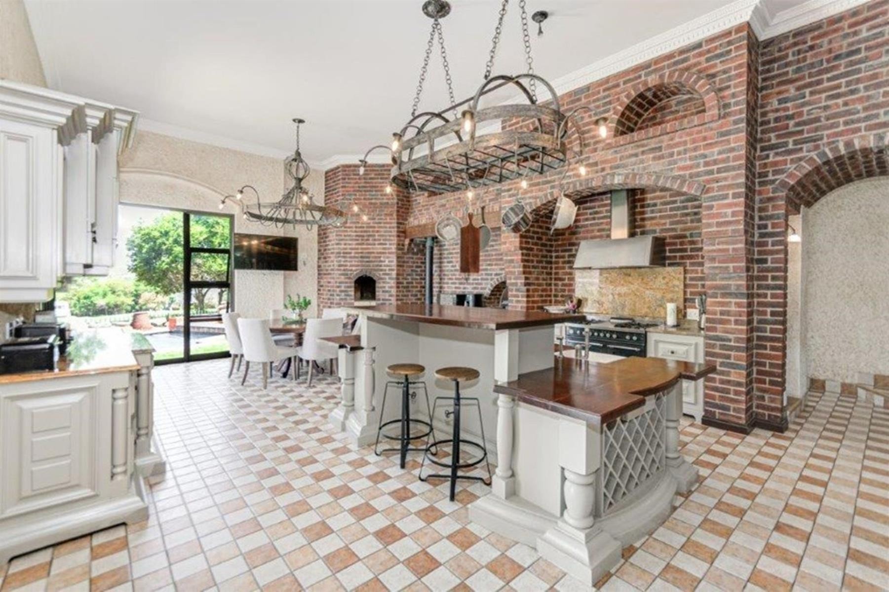 House for sale in Dainfern Golf Estate, Dainfern, Sandton, 1404 Collingham Close, Dainfern Golf Estate, Dainfern, Sandton, Gauteng, 590 m²