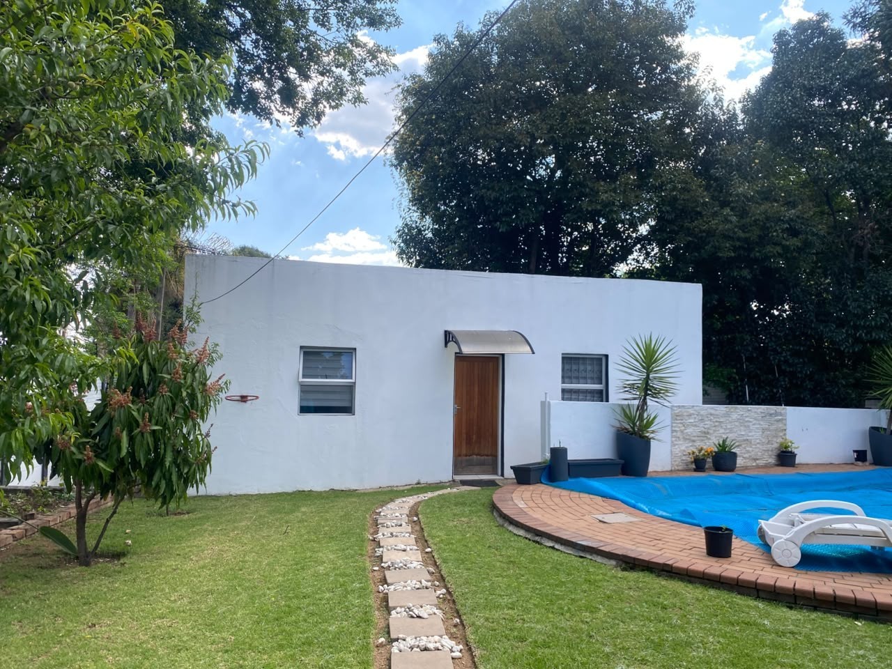 Studio Apartment for rent in Wendywood, Sandton, 47 m²