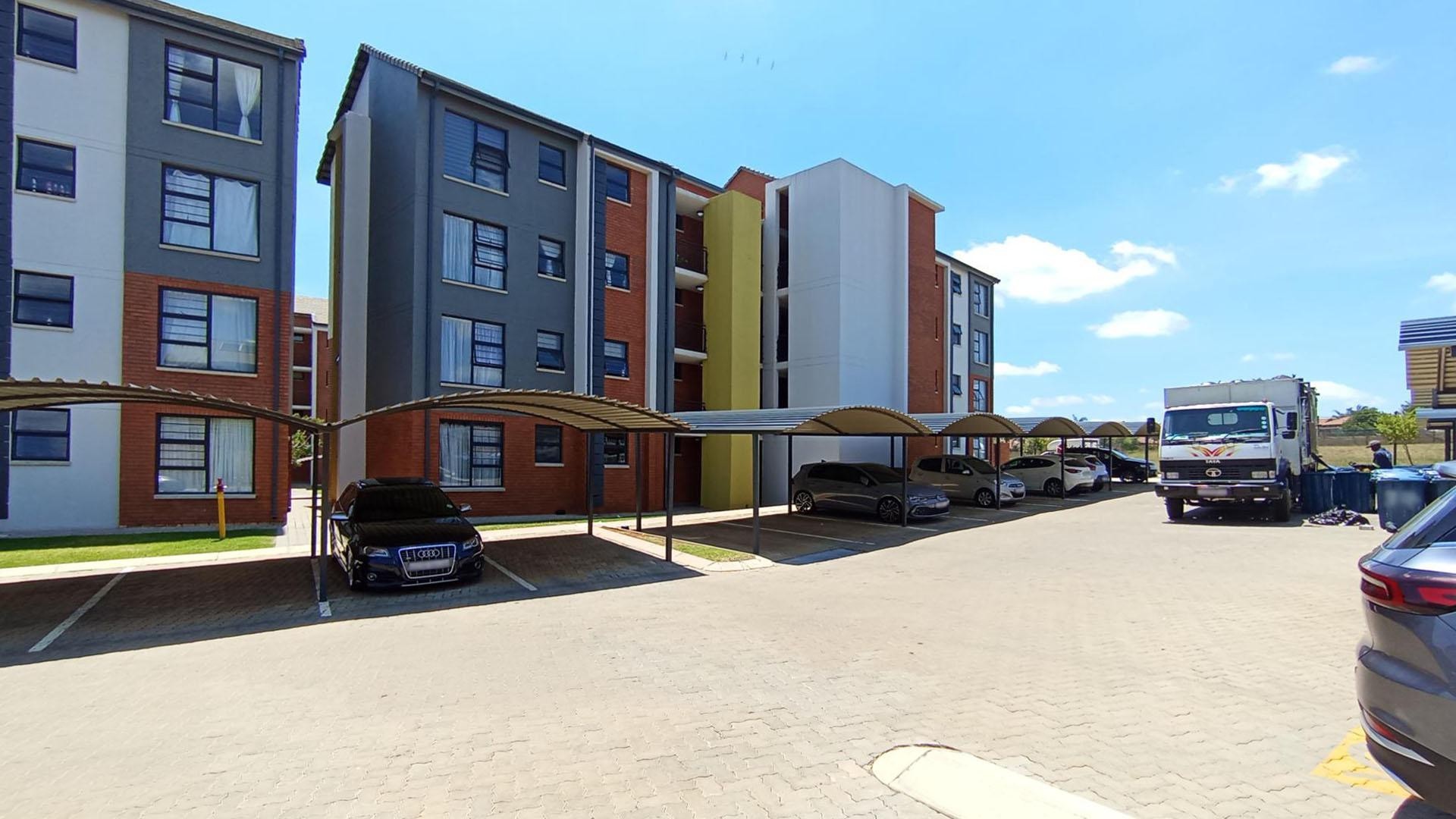 Apartment for sale in Rooihuiskraal North, Centurion, The Manhattan, 4814 Capensis Avenue, Rooihuiskraal North, Centurion, Gauteng, 59 m²