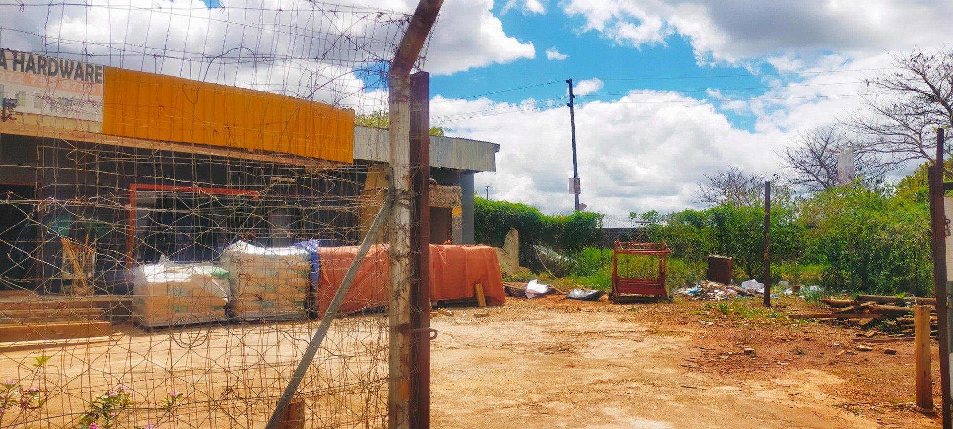 Business for sale in Shayandima Industrial Area, Thohoyandou, 2000 m²