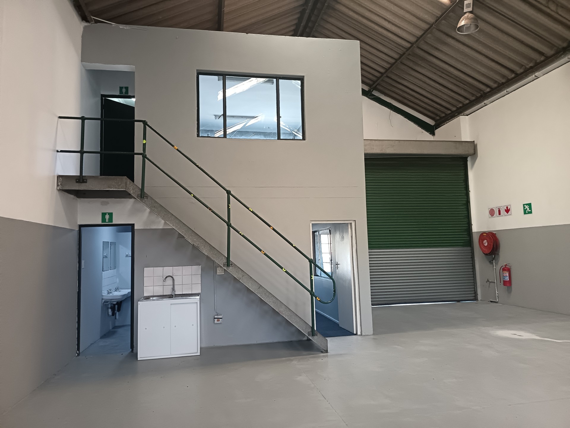 Warehouse for rent in Red Hill, Durban North, KwaZulu Natal, 333 m²