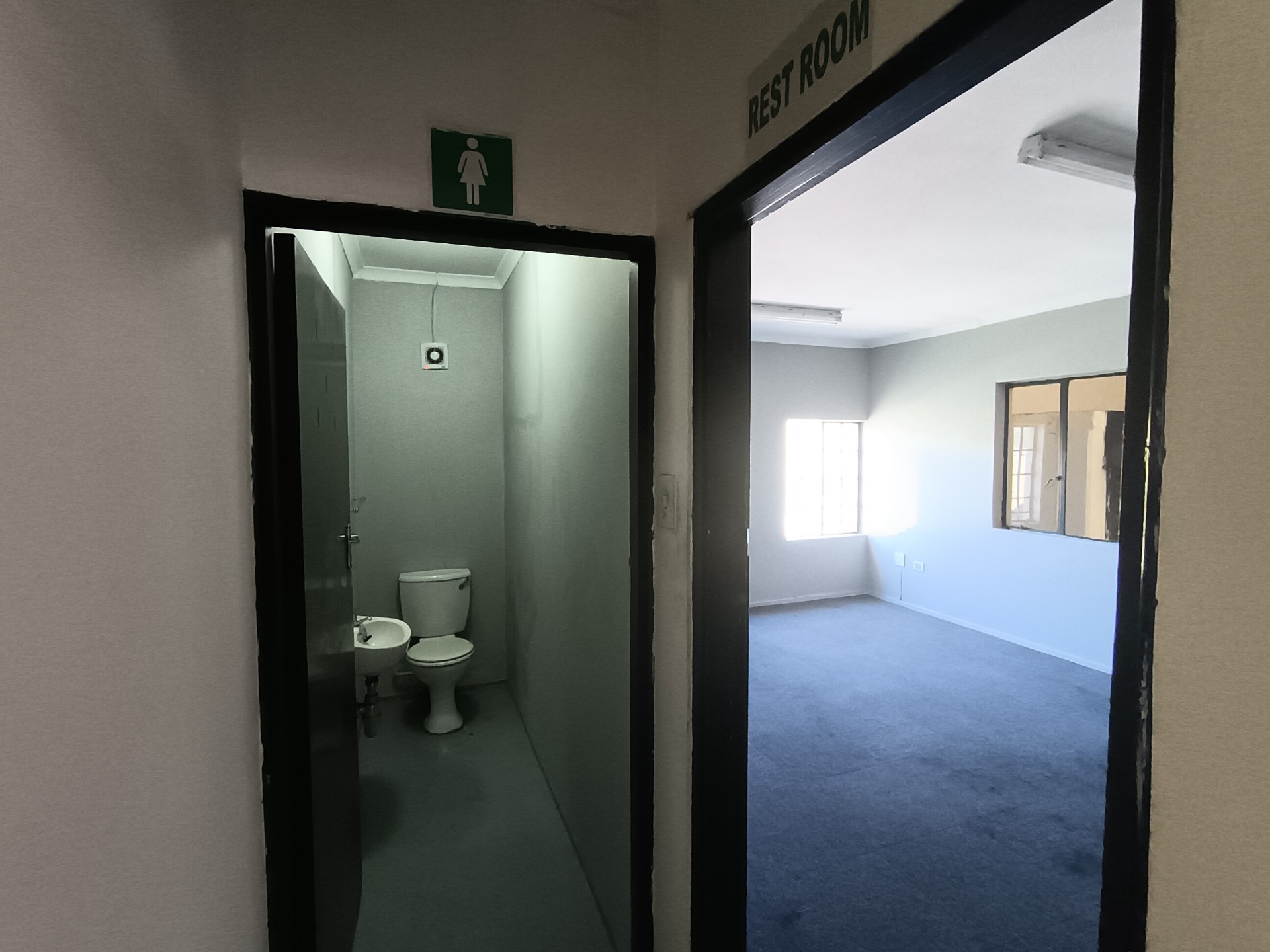 Warehouse for rent in Red Hill, Durban North, KwaZulu Natal, 333 m²