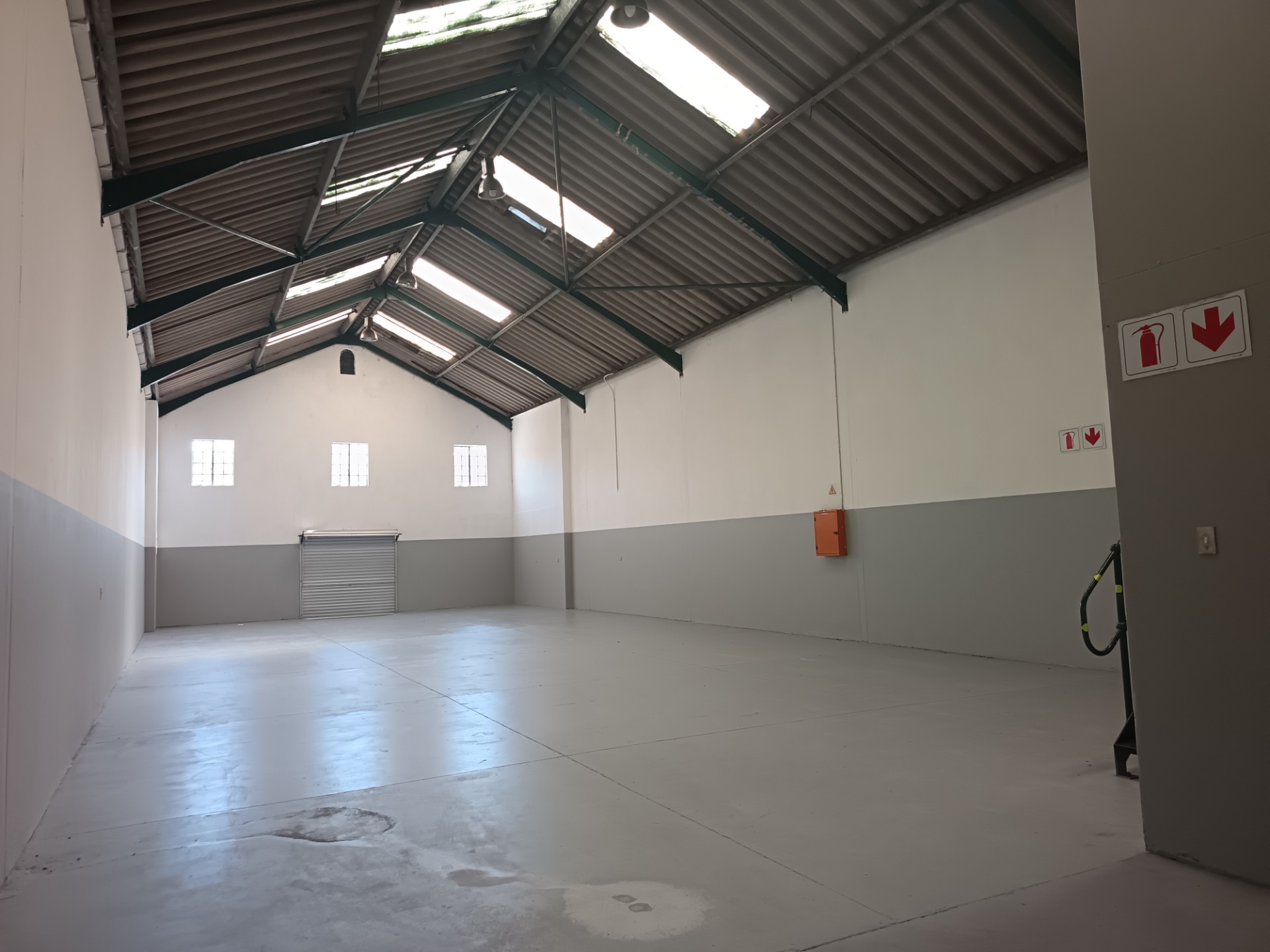 Warehouse for rent in Red Hill, Durban North, KwaZulu Natal, 333 m²