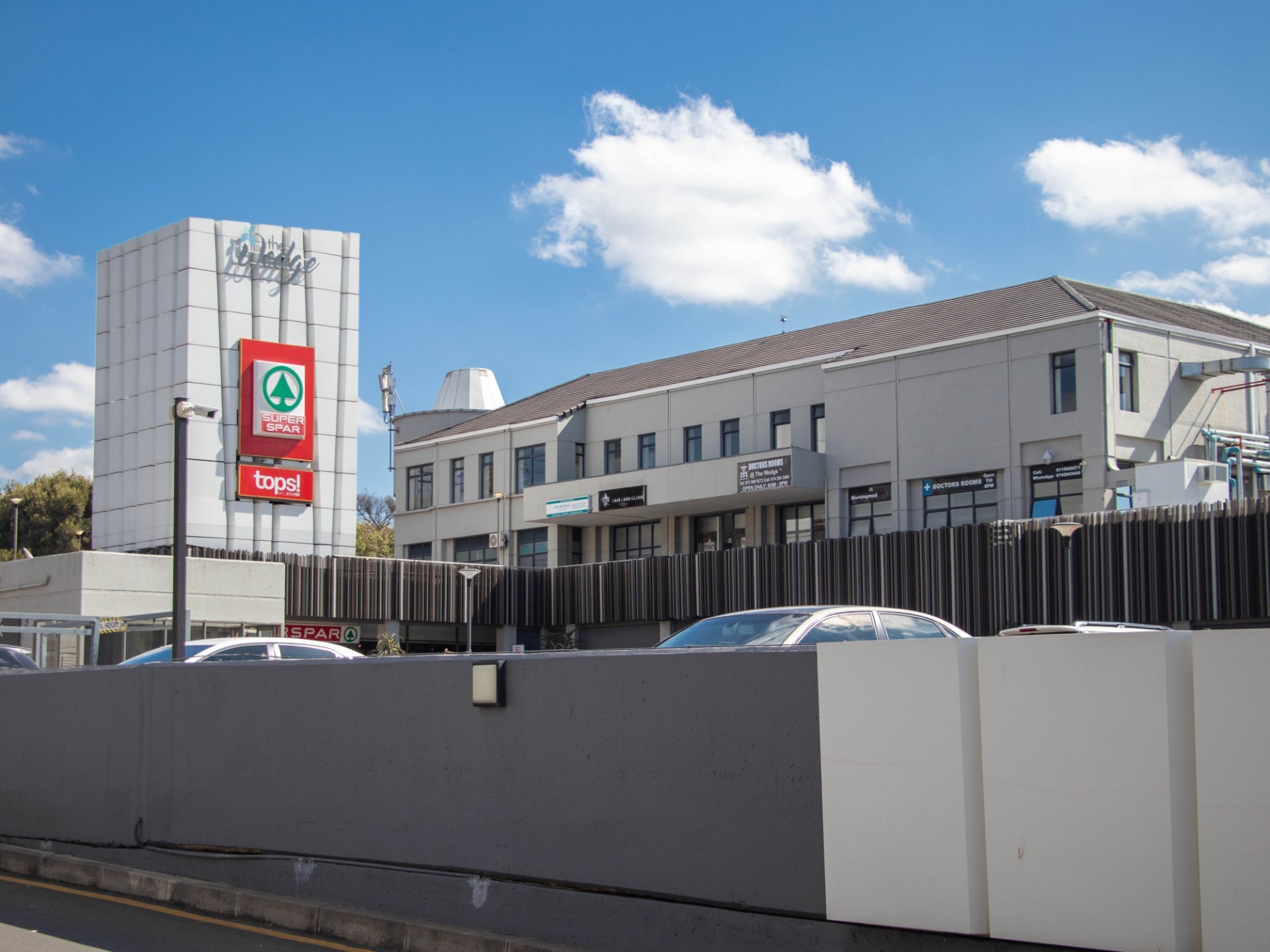 Commercial Property for rent in Sandton Central, Sandton, 143 m²