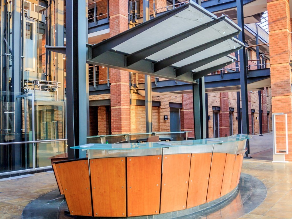 Commercial Property for rent in Sandton Central, Sandton, 10700 m²
