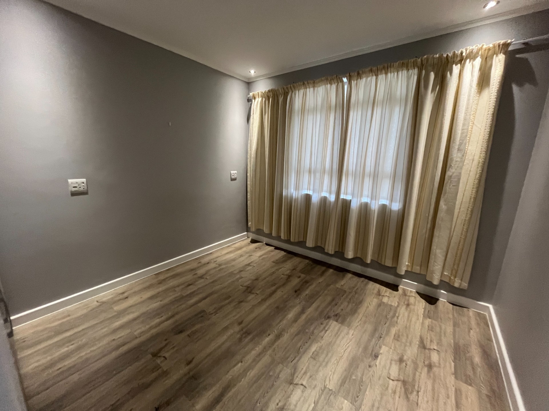 Apartment for rent in Plattekloof, Parow, 76 m²