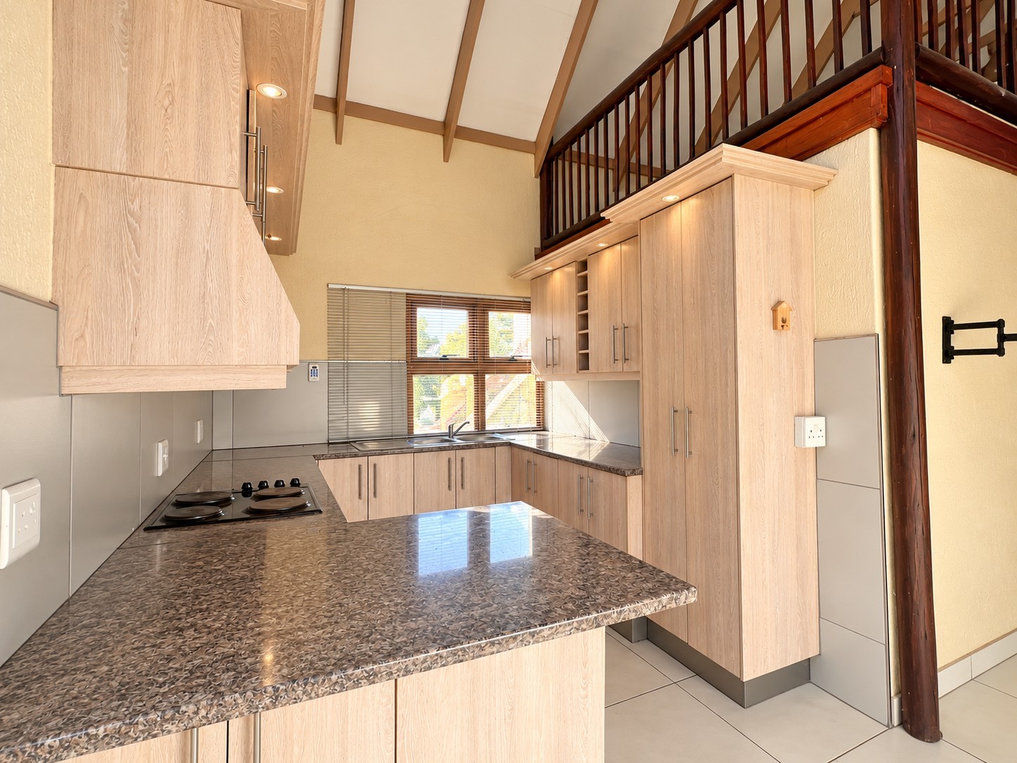 Complex for sale in West Acres, Nelspruit, 93 m²