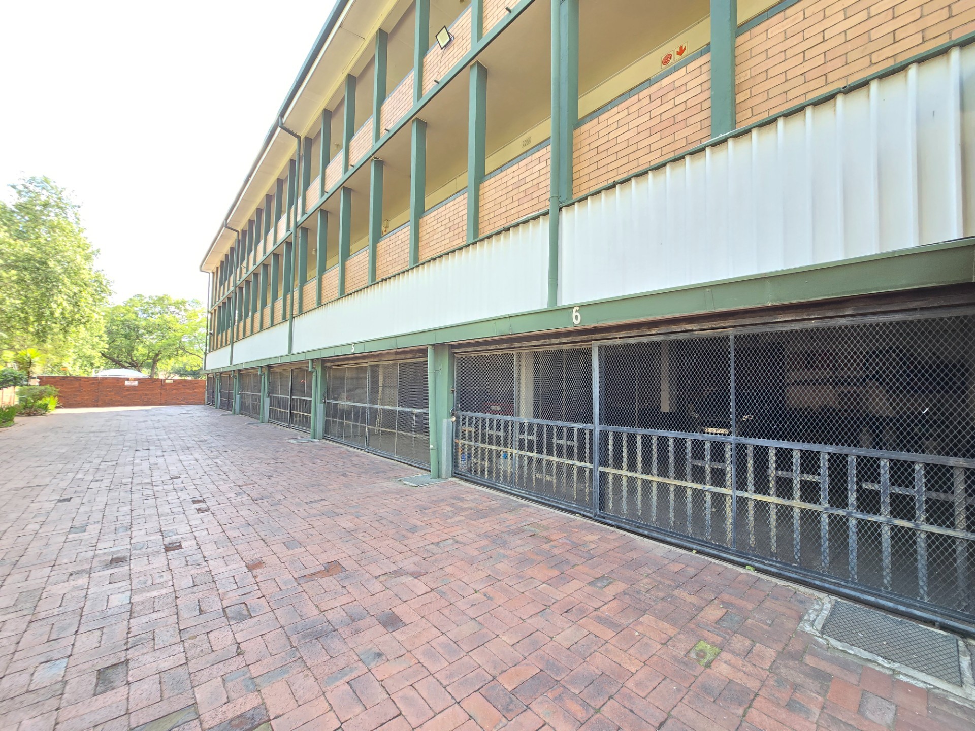 Apartment for rent in Benoni West, Benoni, 404, Sutton Place, 136 Princes Ave, Benoni West, Benoni, Gauteng, 173 m²