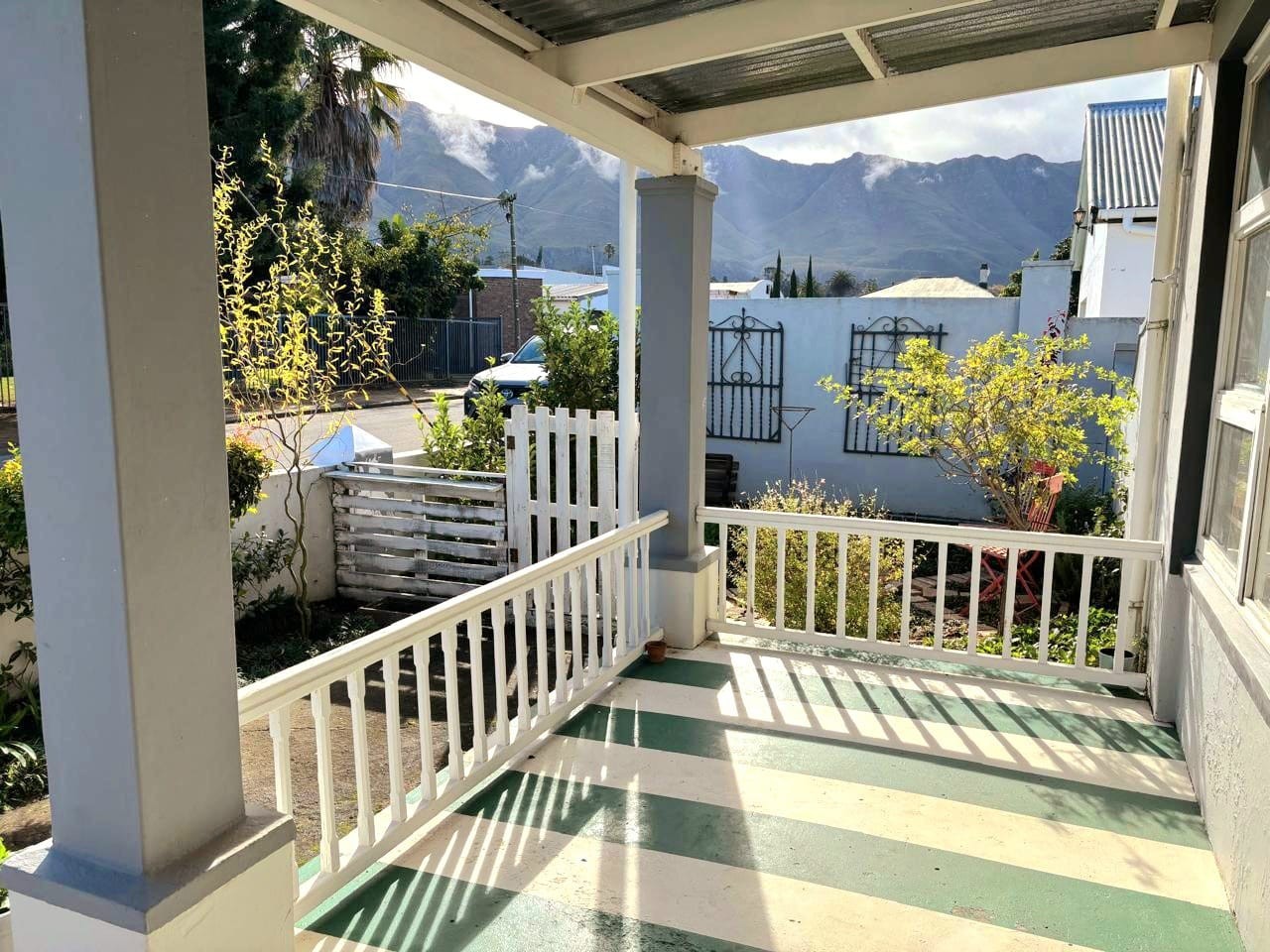 House for sale in Swellendam, 4 Odendaal Street, Swellendam, Western Cape, 210 m²