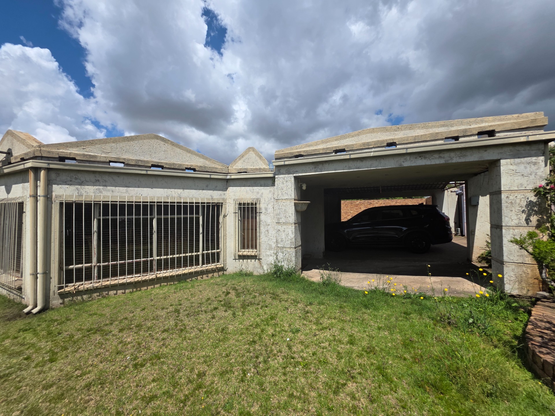 House for sale in Witbank Ext 16, Witbank, 151 m²