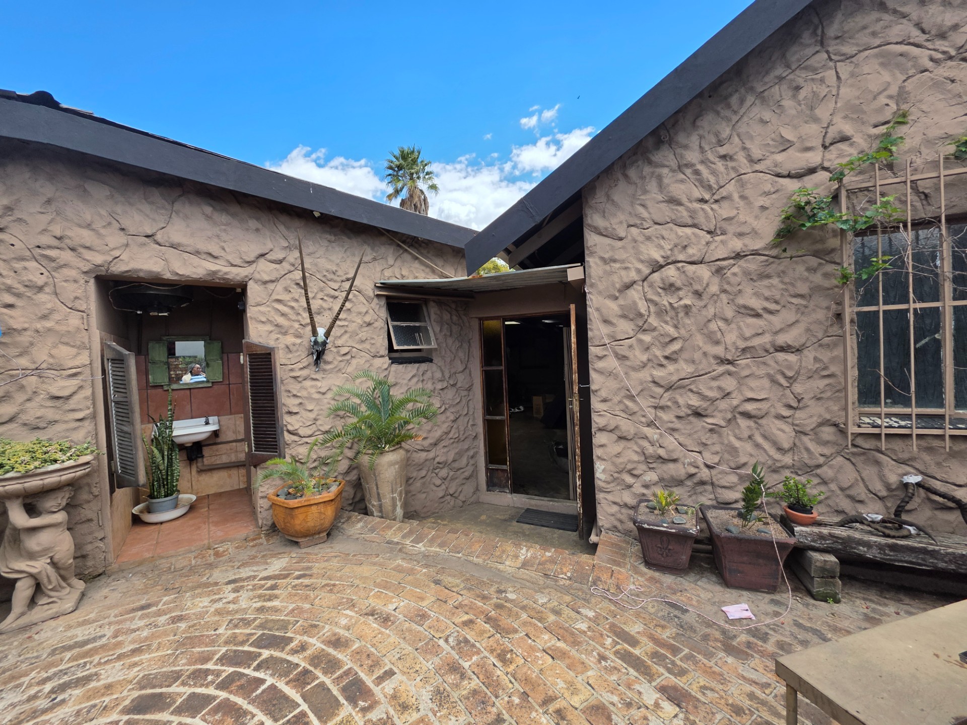 House for sale in Witbank Ext 10, Witbank, 1650 m²
