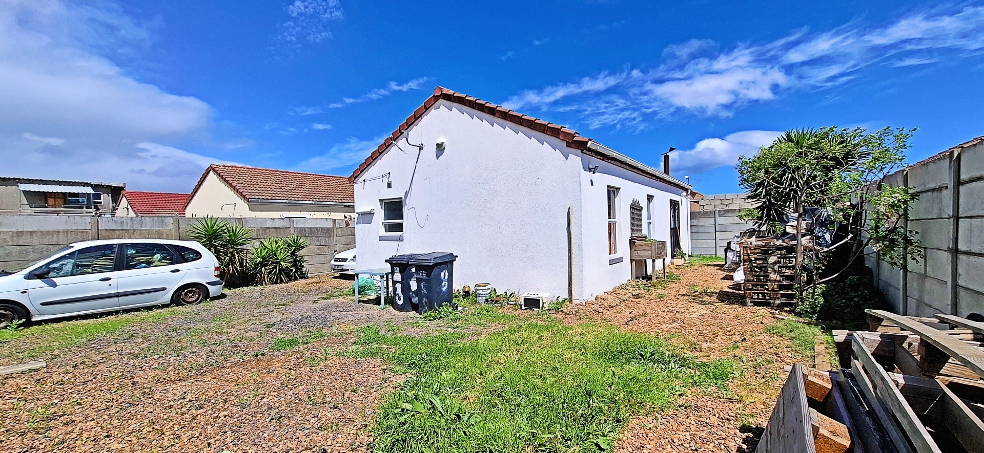 House for sale in Broadlands Village, Strand, 70 m²